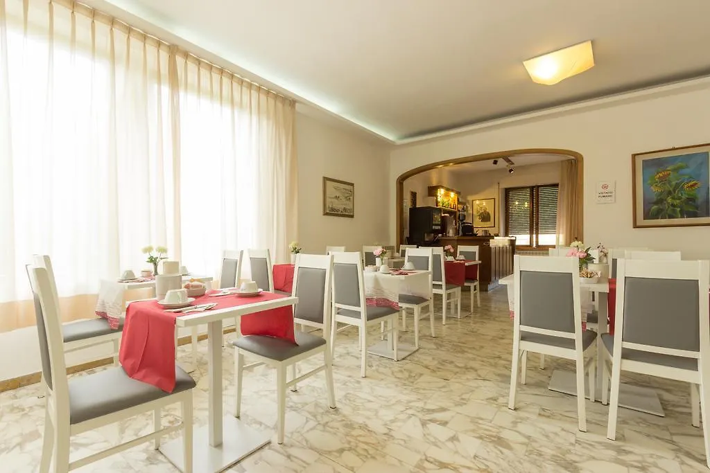 Hotel Roma Pisa