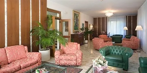 Hotel Roma Pisa