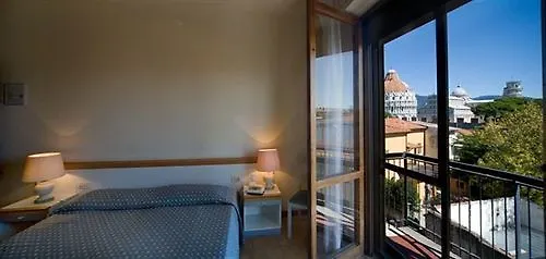 Hotel Roma Pisa