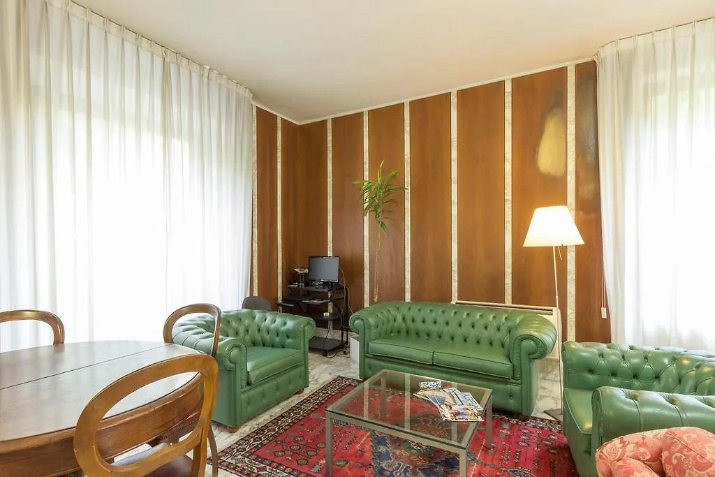 Hotel Roma Pisa