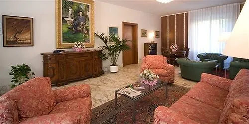 Hotel Roma Pisa