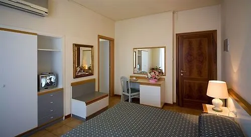 Hotel Roma Pisa