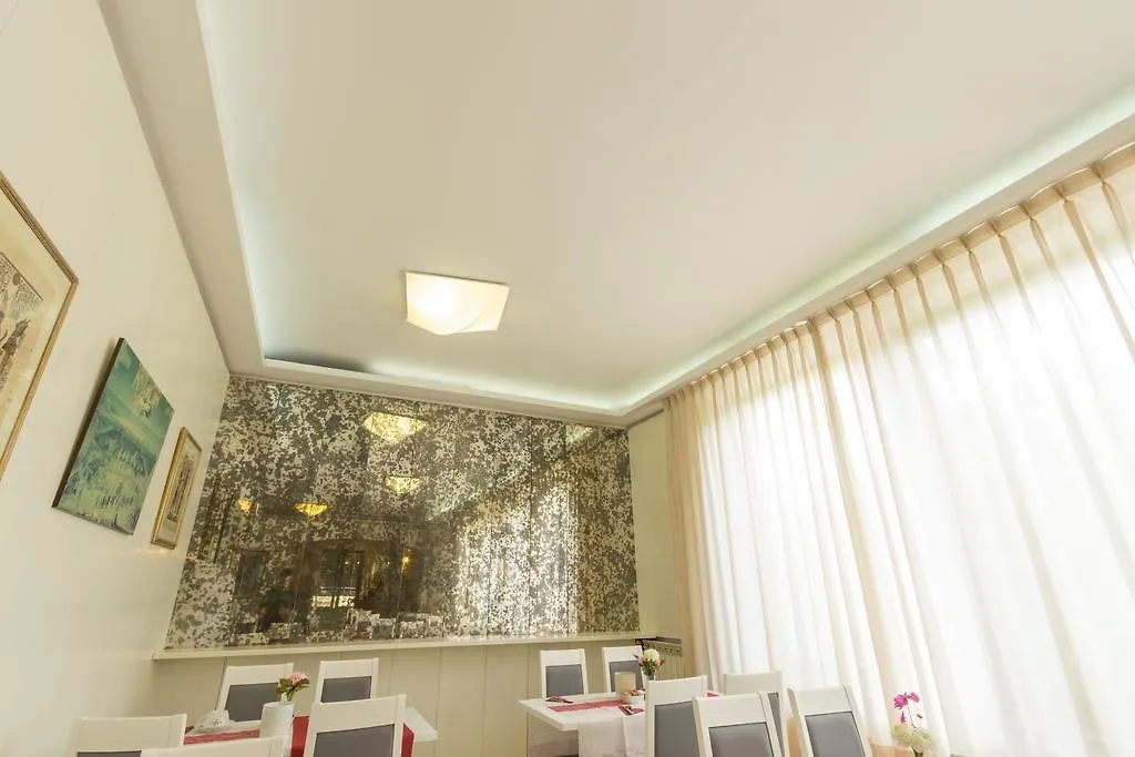 Hotel Roma Pisa